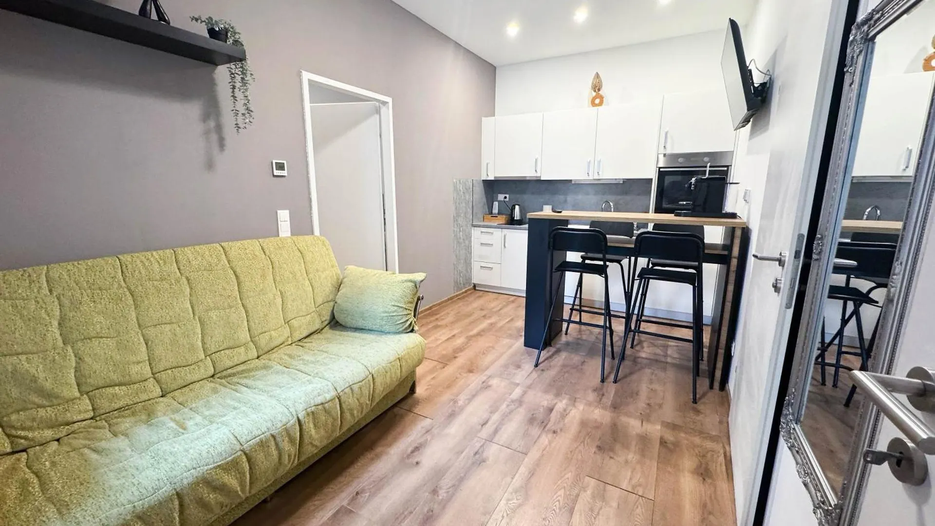 Cozy Apartments In Central Location With Free Parking Vienna